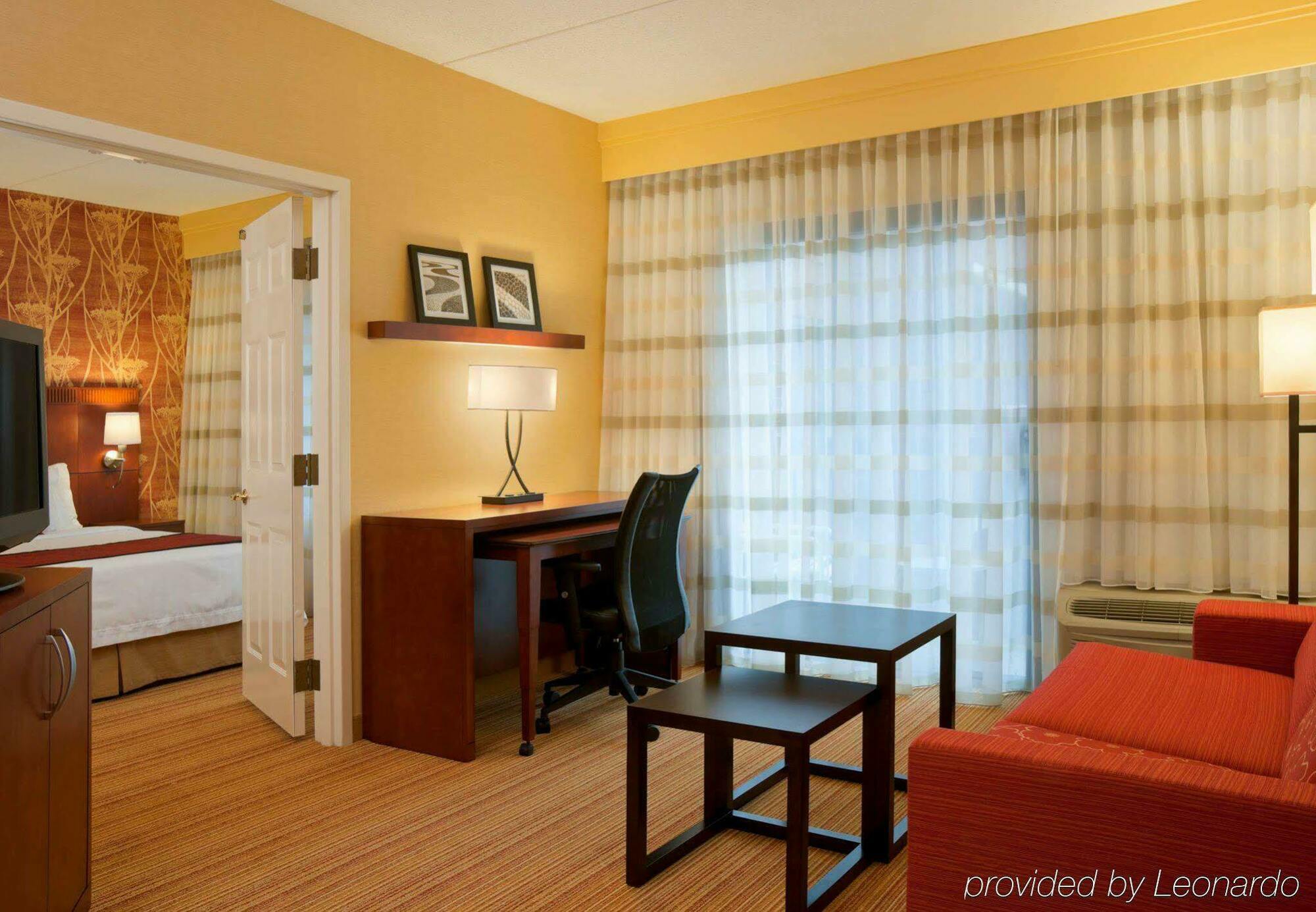 Sonesta Select Boston Stoughton Hotel Exterior photo